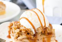 Homestyle Apple Crisp Bars