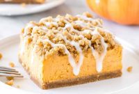 Spiced Pumpkin Crumble Bars