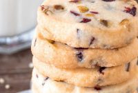 Jeweled Cranberry Pistachio Shortbread