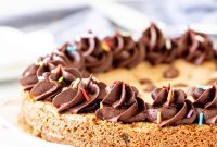 Ultimate Chocolate Chip Cookie Cake