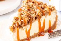Spiced Apple Crunch Cheesecake