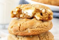 Gourmet White Chocolate Macadamia Cookies