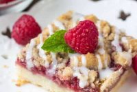Sweet-Tart Raspberry Crumble Bars