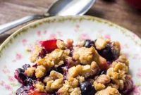 Sun-Kissed Peach and Blueberry Crumble