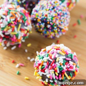 Decadent Chocolate Donut Poppers 6 Perfectly fudgy Chocolate Doughnut Holes dipped in sweet vanilla glaze! Fluffy, oh so moist & so much better than the doughnut shop!