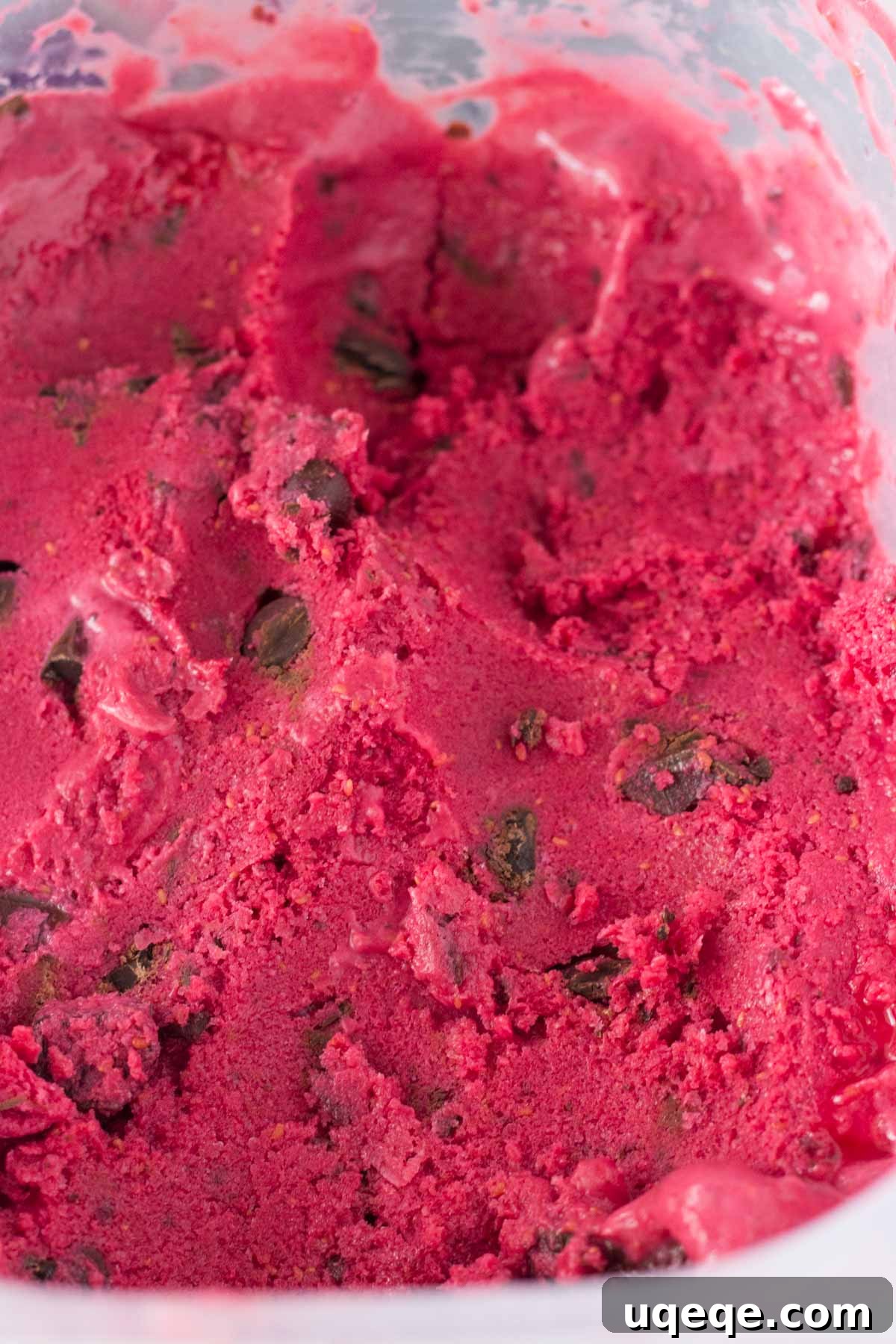 Decadent Dark Chocolate Raspberry Freeze 3 Cold, creamy Dark Chocolate Raspberry Frozen Yogurt. With no refined sugars & made without an ice cream maker, this no-churn frozen yogurt is the perfect way to cool off!