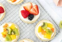 Mini Fruit Pizza Bites with Cream Cheese Frosting